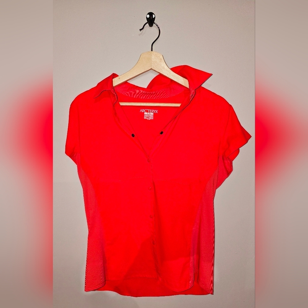Arc'teryx Polo Shirt Red Short Sleeve Collared Women's Size L